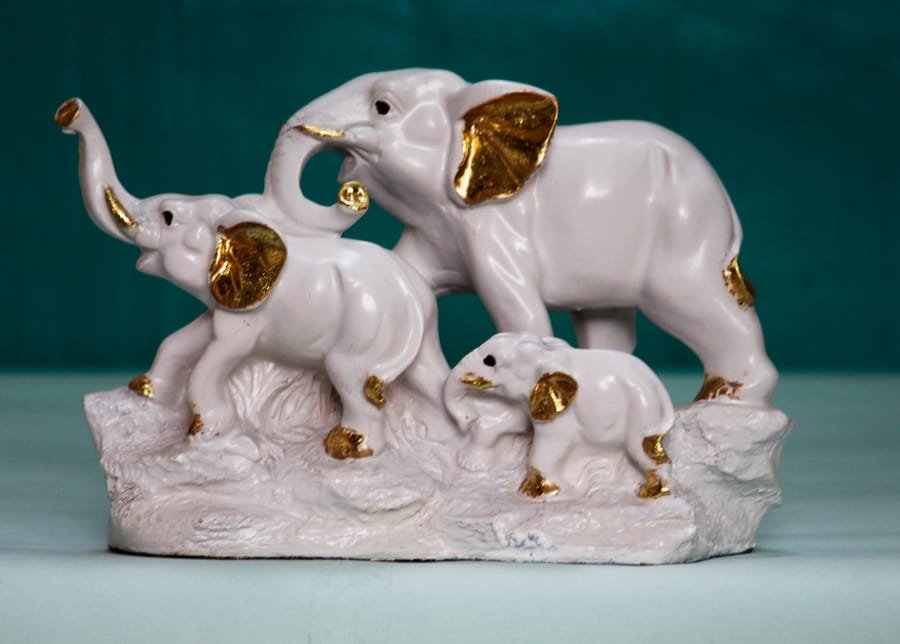Polyresin Elephant Statue Manufacturer & Wholesaler Corporate Gifts, Wedding Gifts photo 2