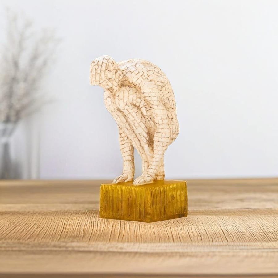Resin Decorative Showpiece