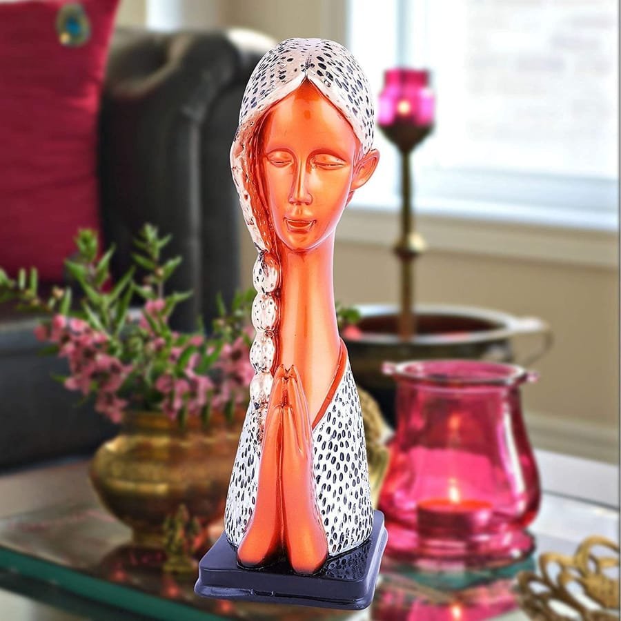 Welcome Lady Resin Statue photo 2
