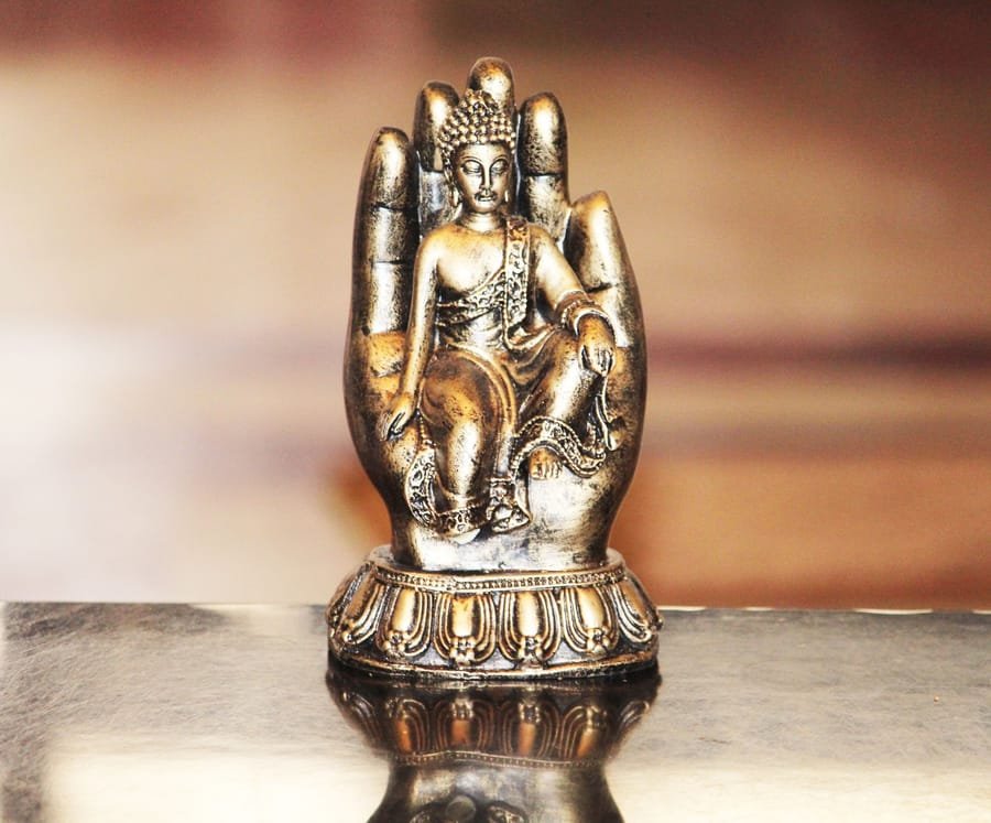Hand Palm Golden Buddha Statue